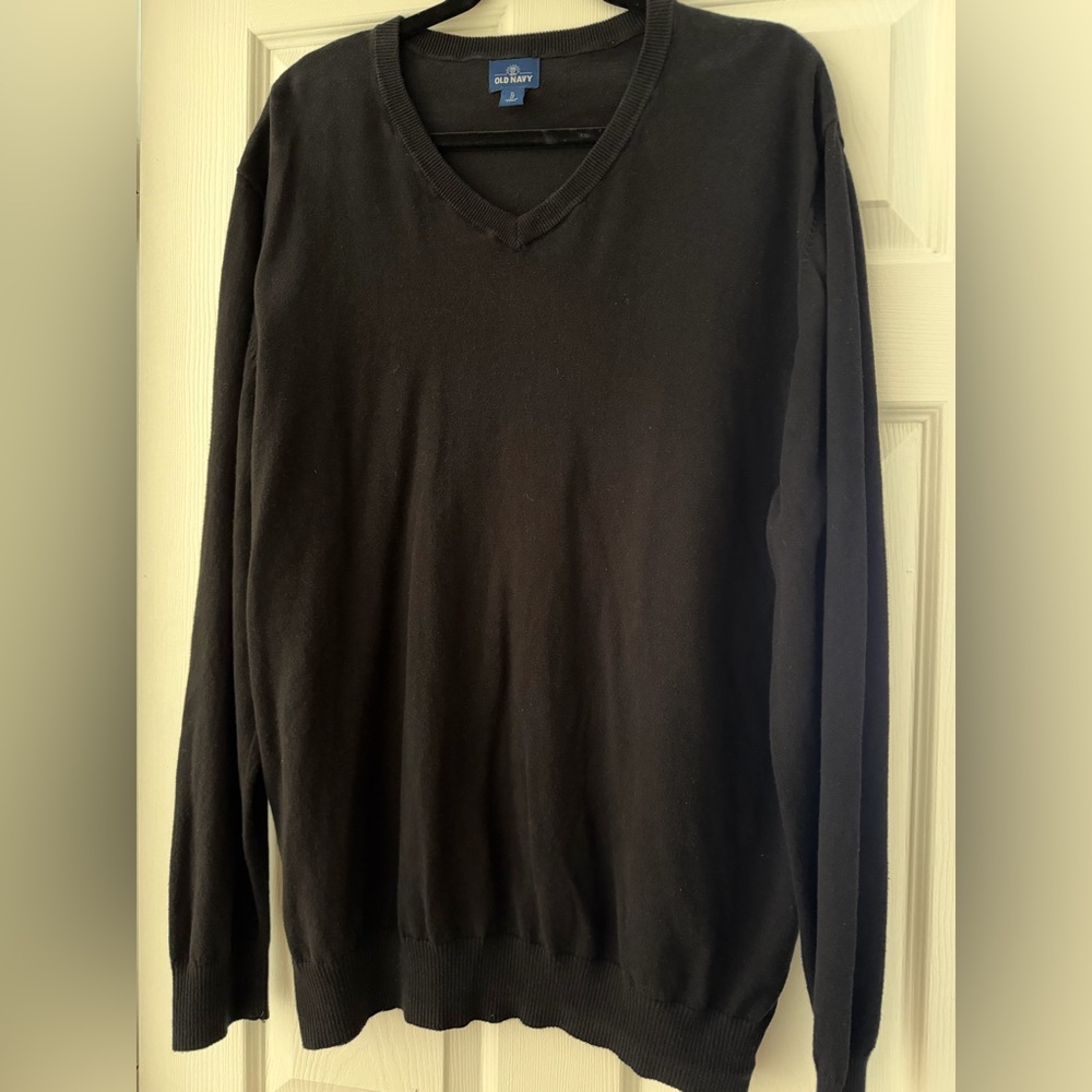 Old Navy Black V-Neck Sweater